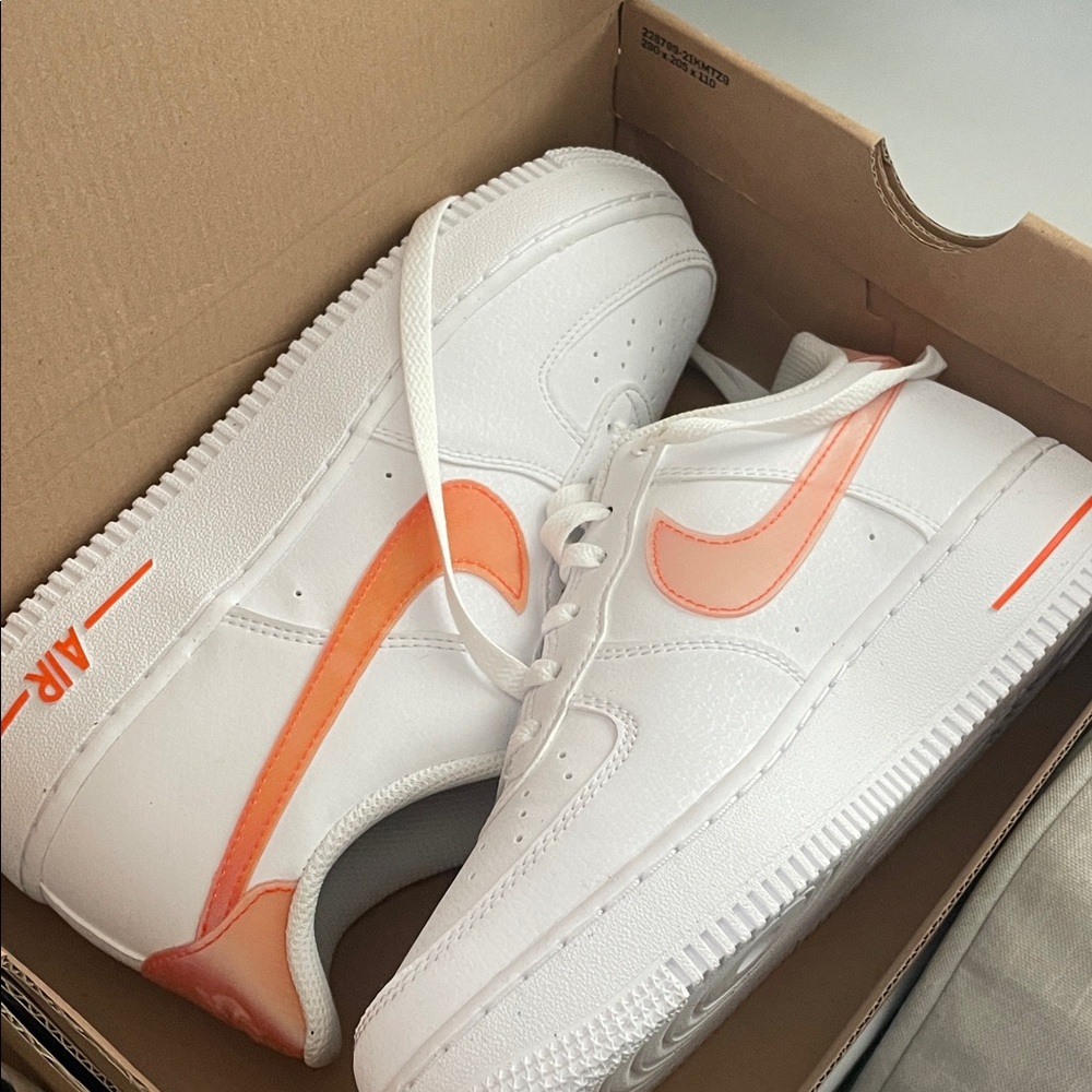 Nike Air Force One - Girls Size 6Y - New in Box